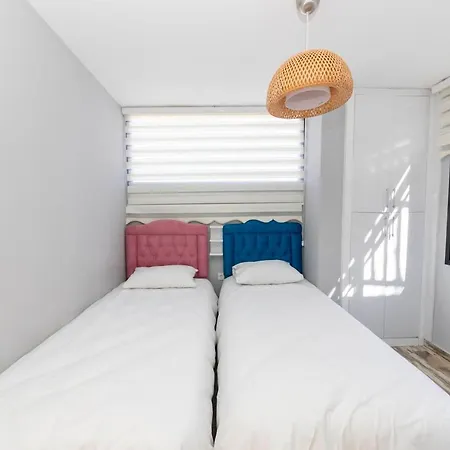 Daire Lovely And Stylish House With Shared Pool And Nature View In Bodrum Meşelik