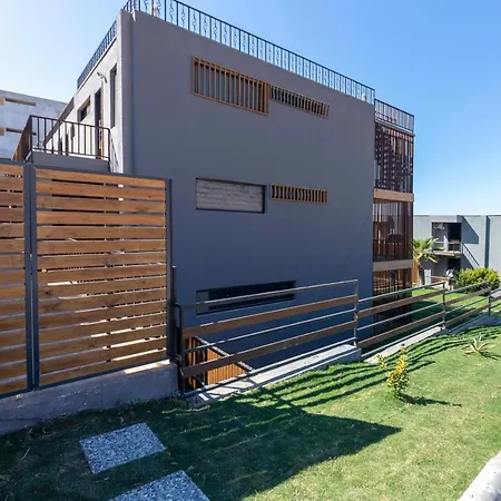 Lovely And Stylish House With Shared Pool And Nature View In Bodrum Daire *