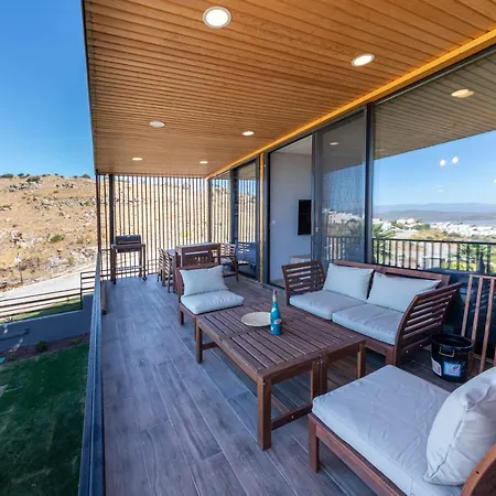 Lovely And Stylish House With Shared Pool And Nature View In Bodrum Daire